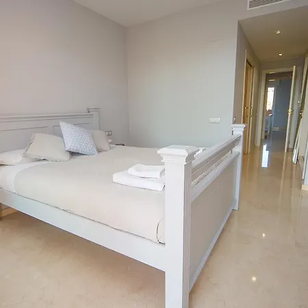 Apartment Granados 1701